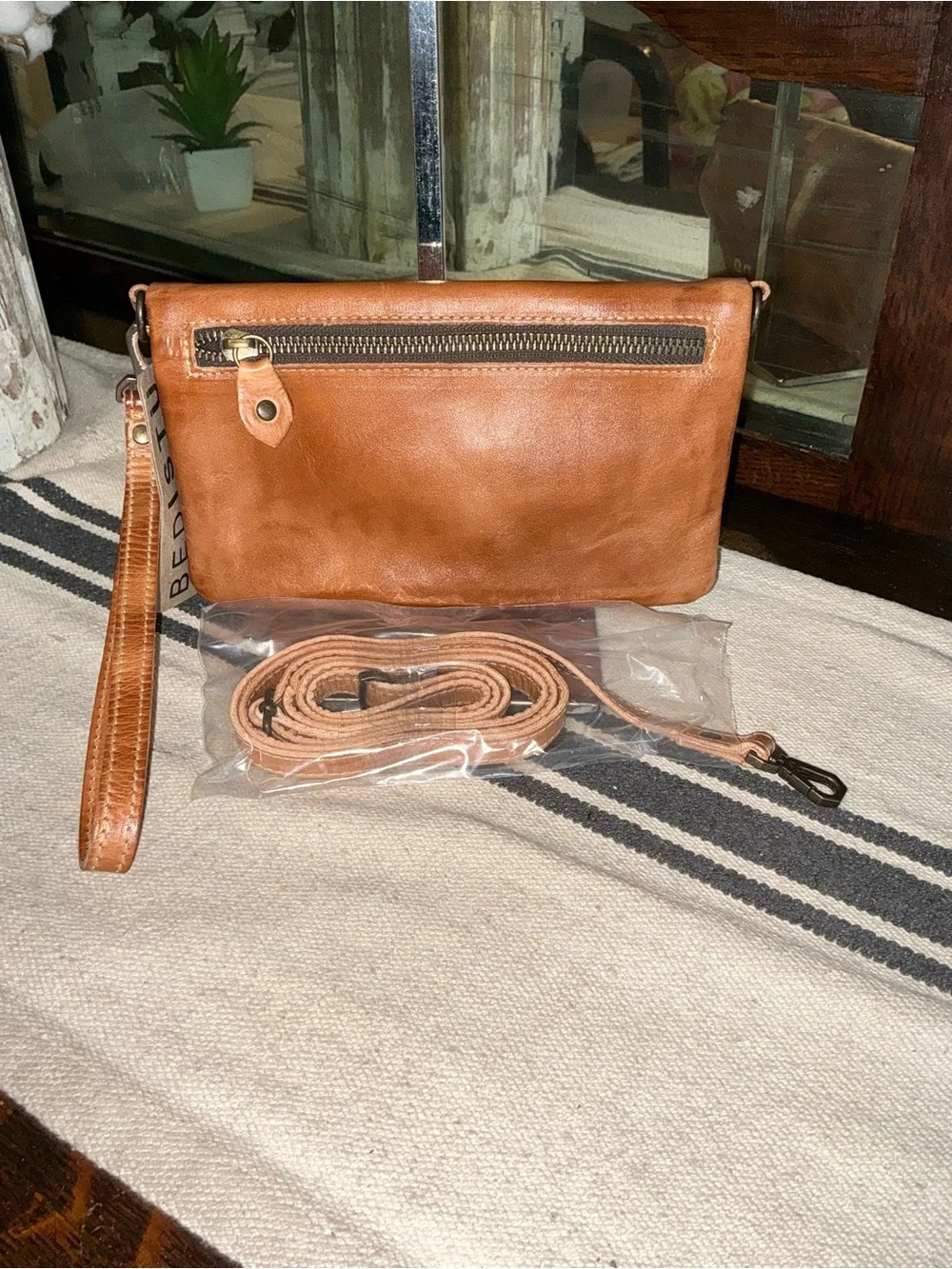 NWT Bed Stu Leather Cadence Wallet Wristlet Crossbody Bag Tan Rustic MSRP $179